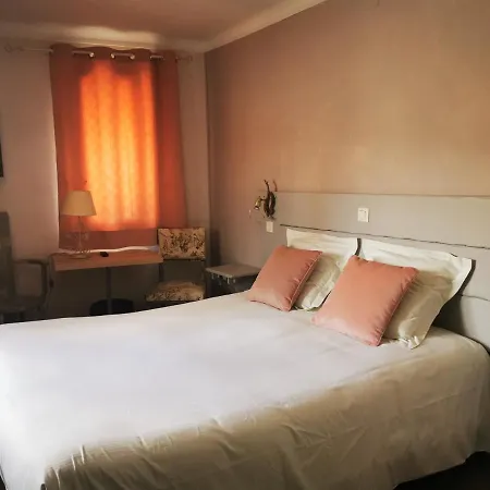 فندق Logis Restaurant Planes