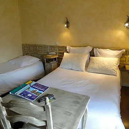 Logis Restaurant Planes Hotel 3*