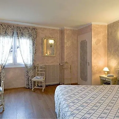 Logis Restaurant Planes Hotel 3*