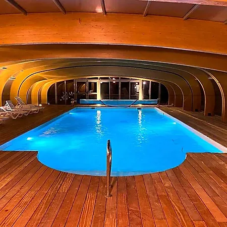 Hotel Logis Restaurant Planes 3*
