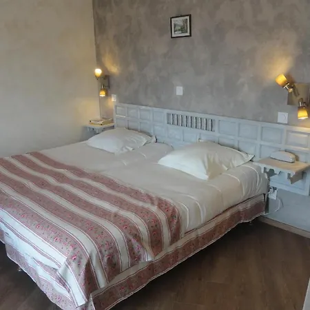 Logis Restaurant Planes