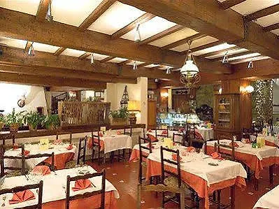 Logis Restaurant Planes 3*